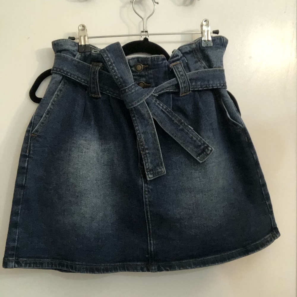 High waisted paper bag denim skirt